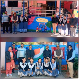 गाहलियाँ विद्यालय के छात्राओं ने आर्ट्स पेंटिंग से चमकाया विद्यालय