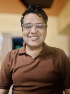 डॉ.  मुकेश गर्ग ‘असीमित’